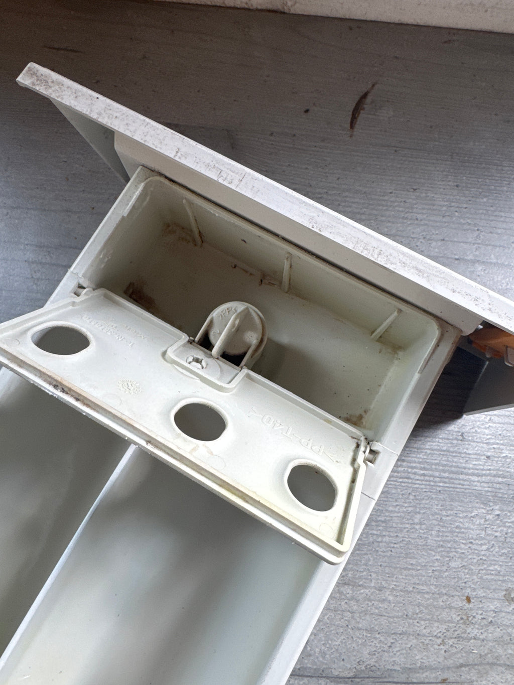 Miele W961 Waschmittelschublade Blende – Bild 3